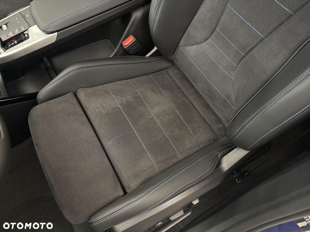 BMW X1 - 13