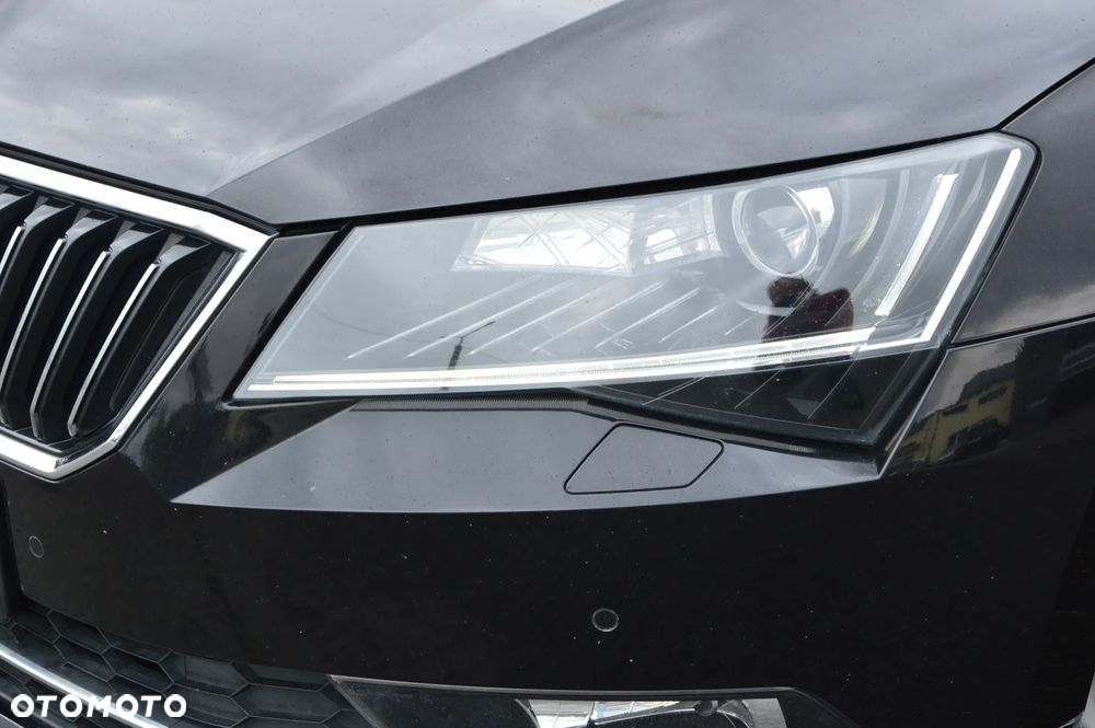 Skoda Superb 1.6 TDI DSG Ambition - 30