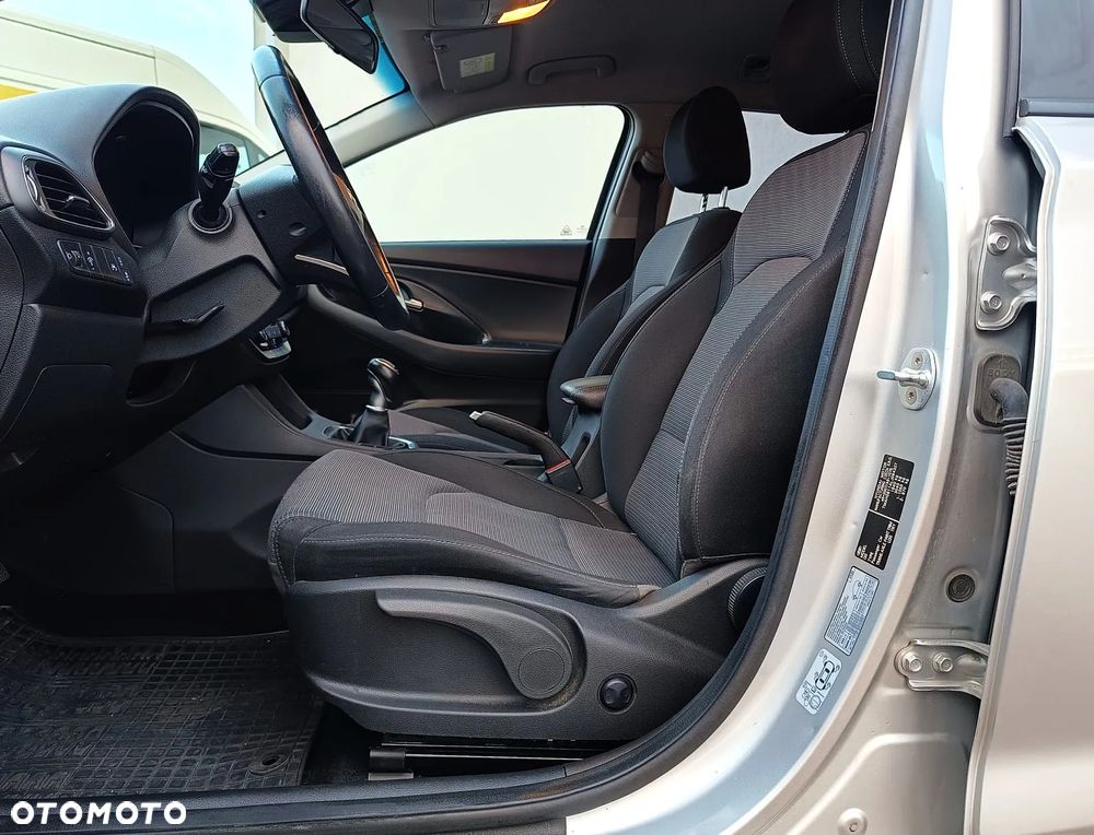 Hyundai i30 1.0 T-GDI GPF Classic + - 13