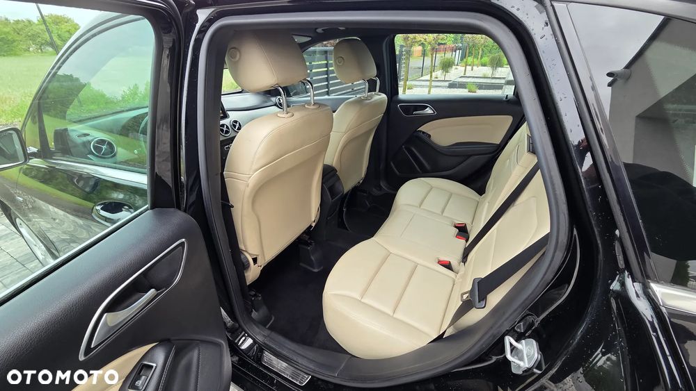 Mercedes-Benz Klasa B 200 (BlueEFFICIENCY) - 6