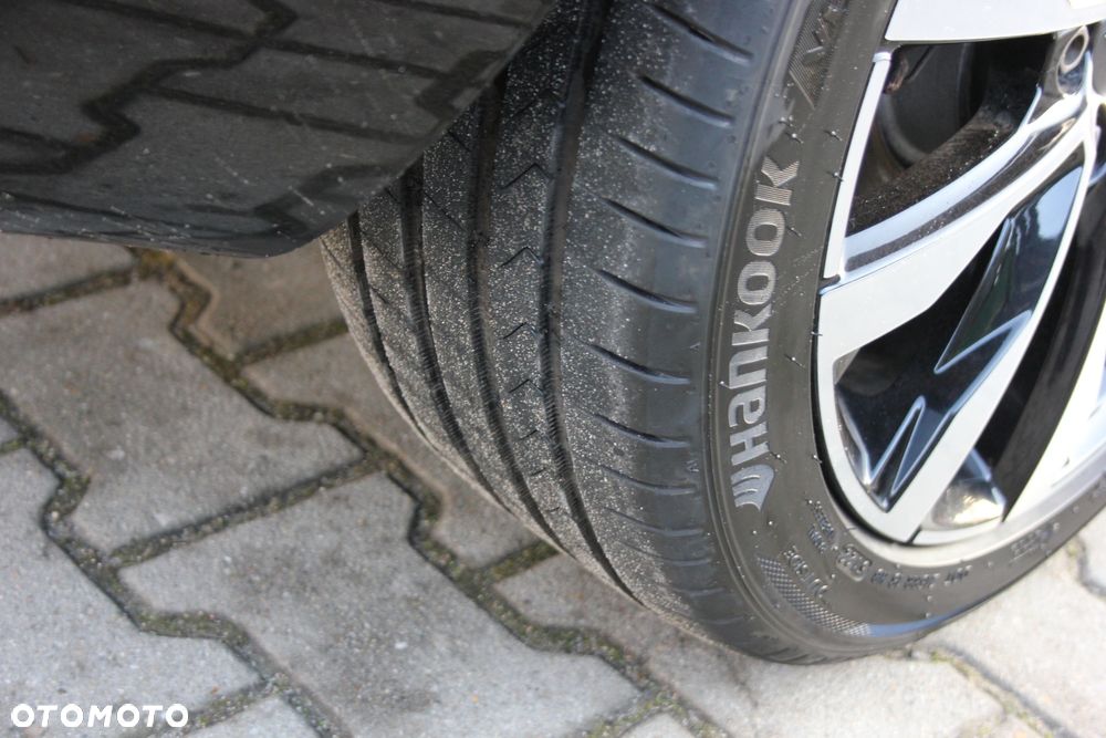 Volvo V40 T2 Momentum - 16