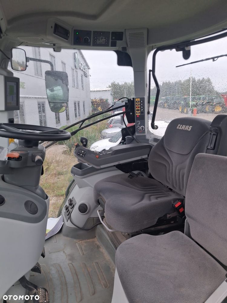 Claas Axion 830 - 9