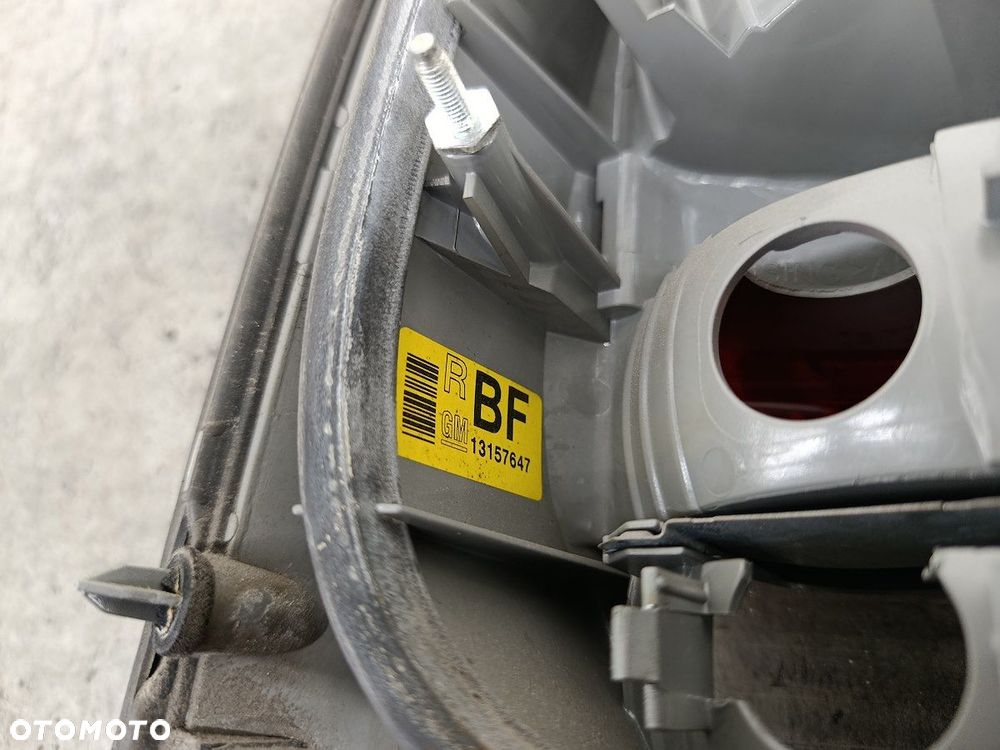 LAMPA TYLNA PRAWA OPEL VECTRA C 13157647 HATCHBACK - 7
