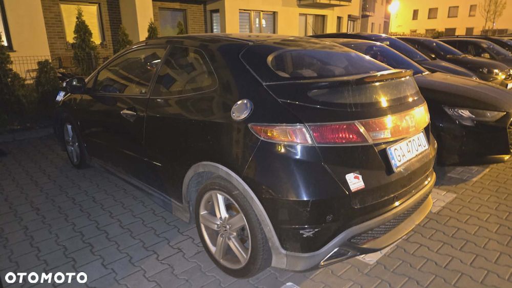 Honda Civic 2.2i-CTDi TypeS - 4