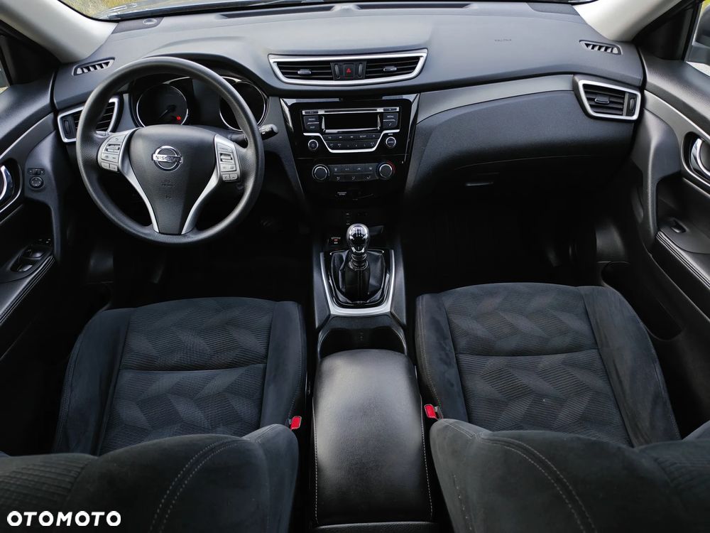 Nissan X-Trail 1.6 dCi Xtronic 360 - 36