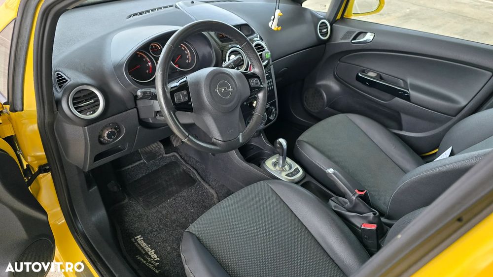 Opel Corsa 1.2i Easytronic Cosmo - 15