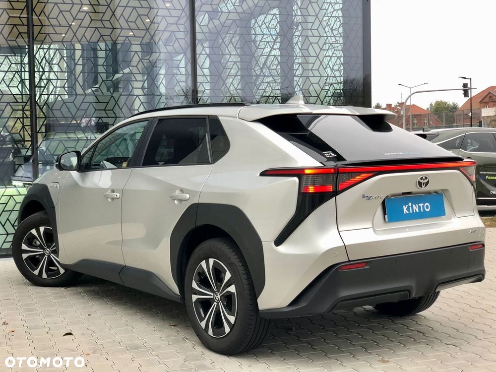Toyota bZ4X 71.4kWh 4x4 Prestige - 11