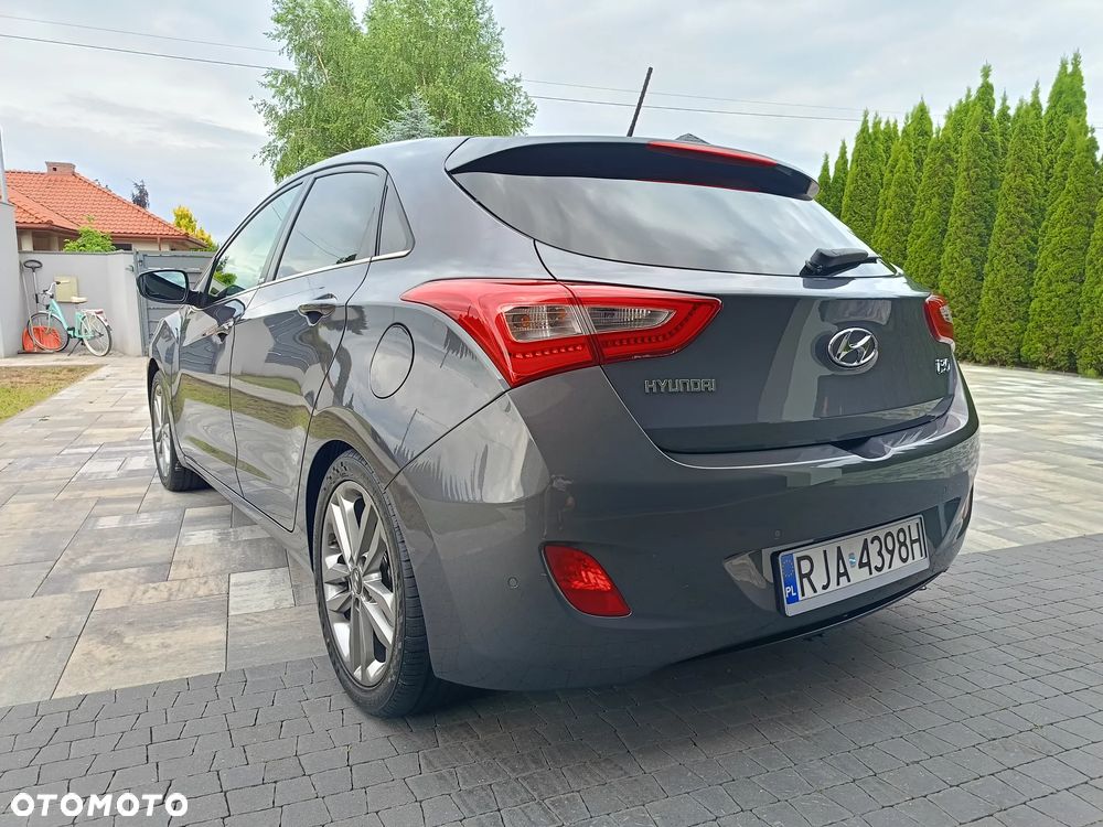 Hyundai i30 blue 1.6 GDI YES Gold - 11