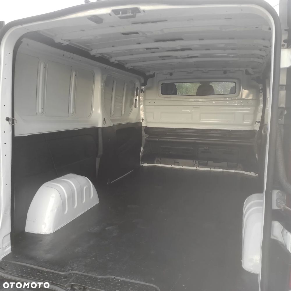 Renault Trafic - 14