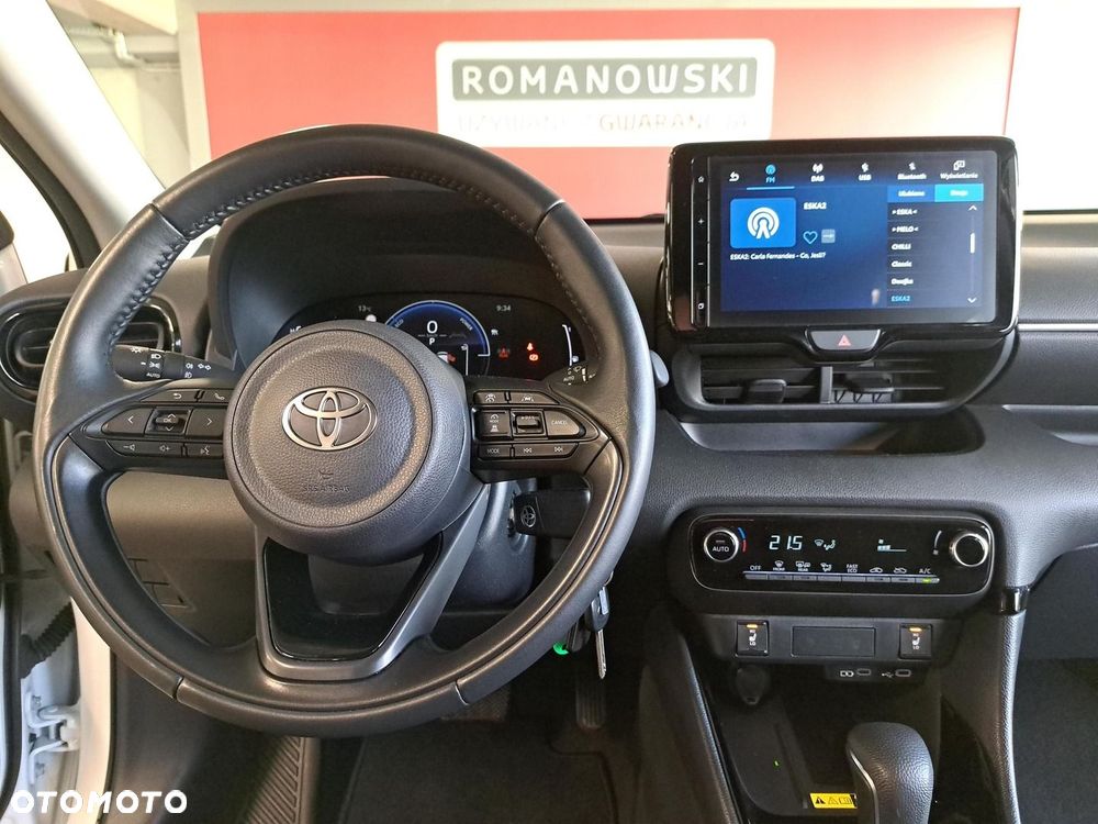 Toyota Yaris Hybrid 1.5 Style - 19