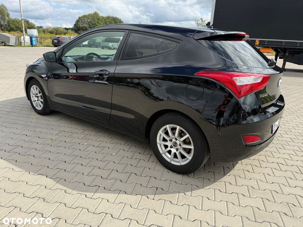 Hyundai i30 1.4 Premium - 6