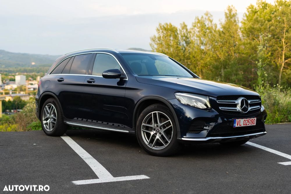 Mercedes-Benz GLC 220 d 4Matic 9G-TRONIC AMG Line - 2