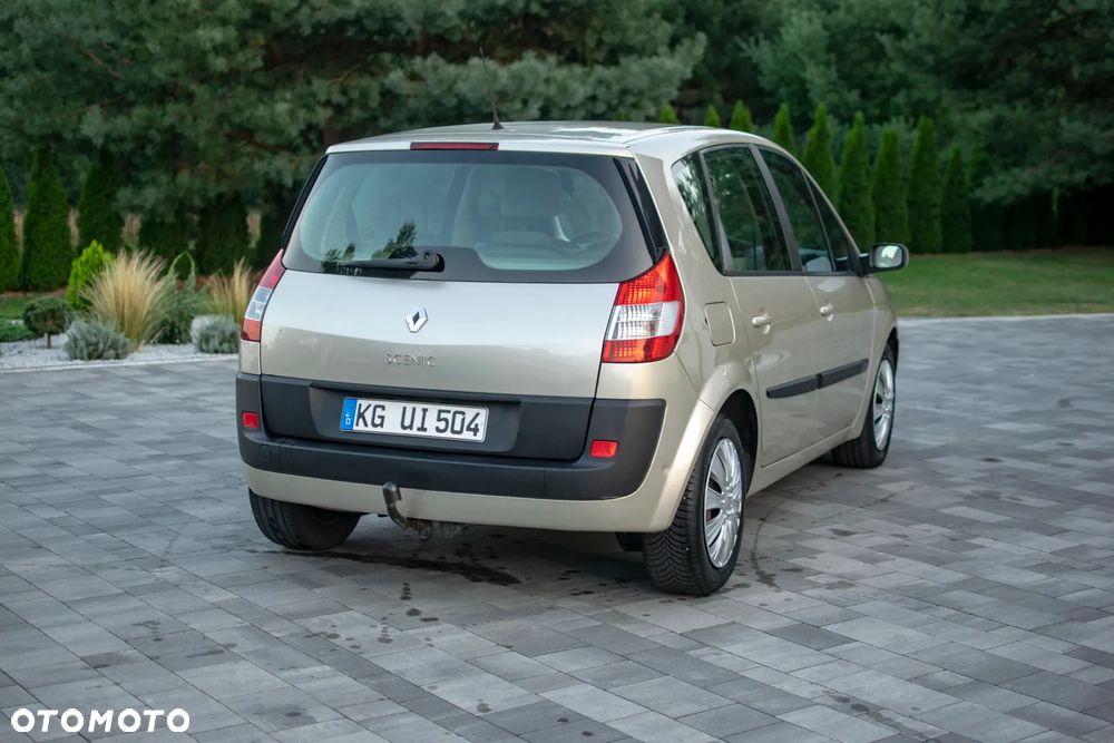 Renault Scenic - 22