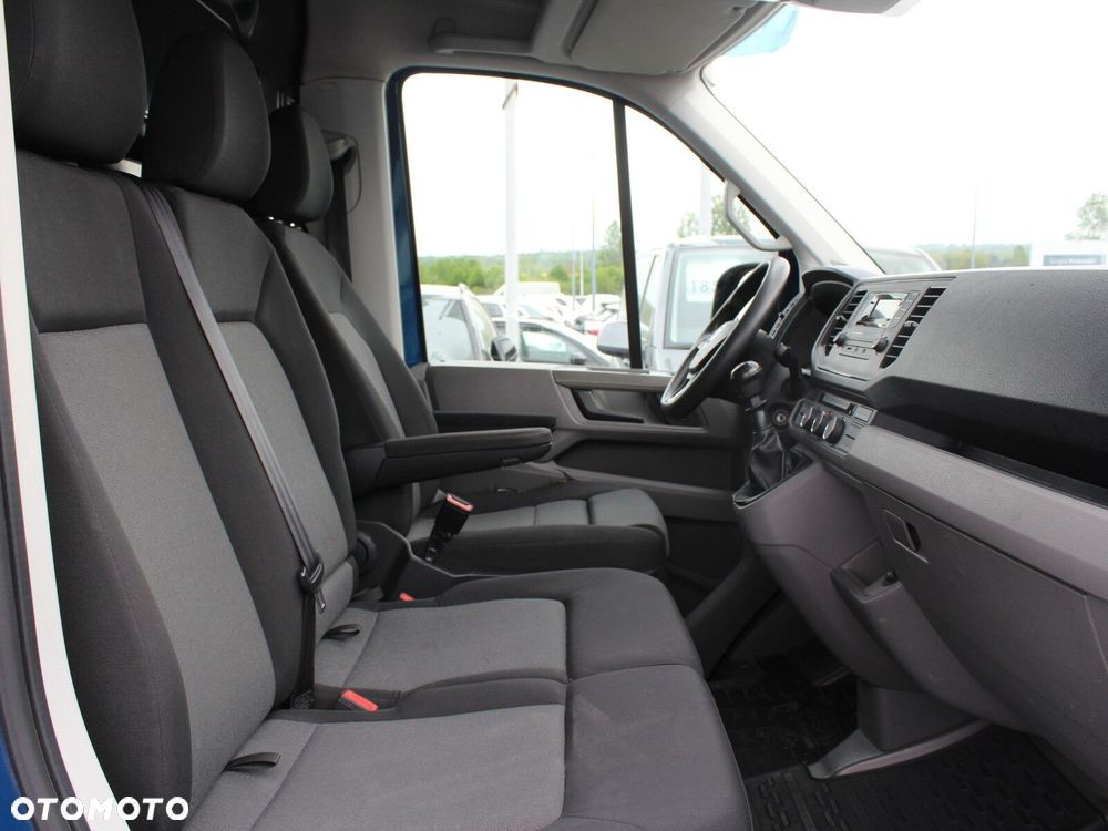 Volkswagen Crafter FURGON 3.640 35 2.0 TDI 140 KM 6-G - 13