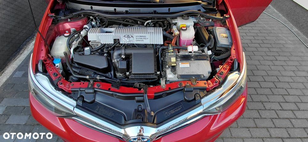 Toyota Auris Hybrid 135 Dynamic - 27