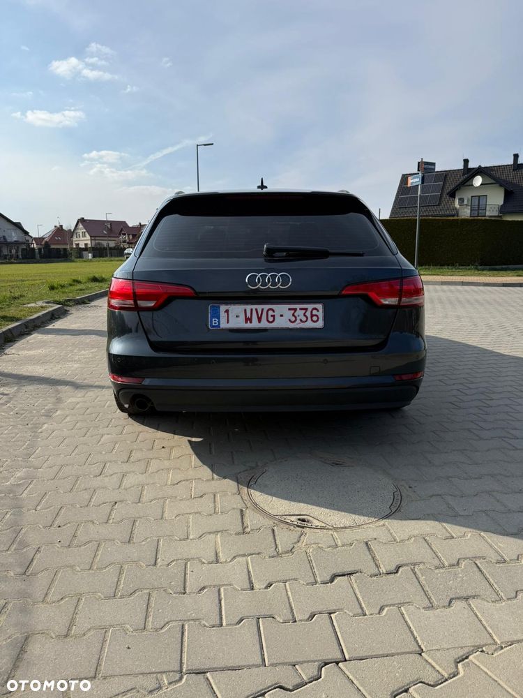 Audi A4 Avant 2.0 TDI - 4