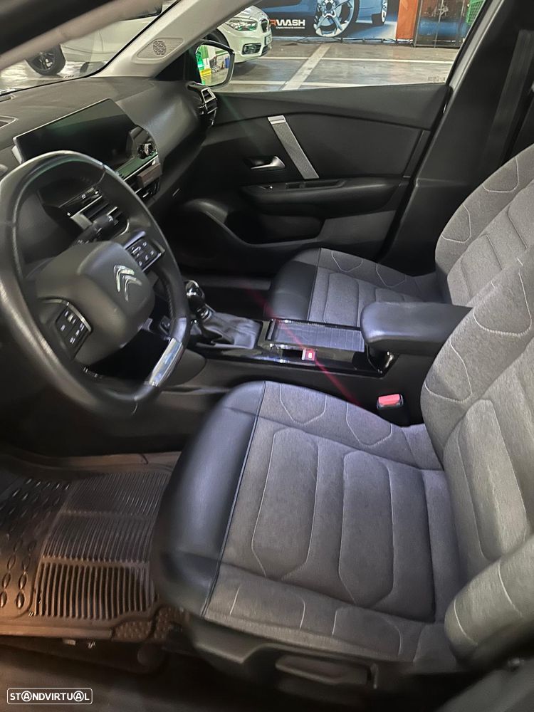 Citroën C4 X - 12