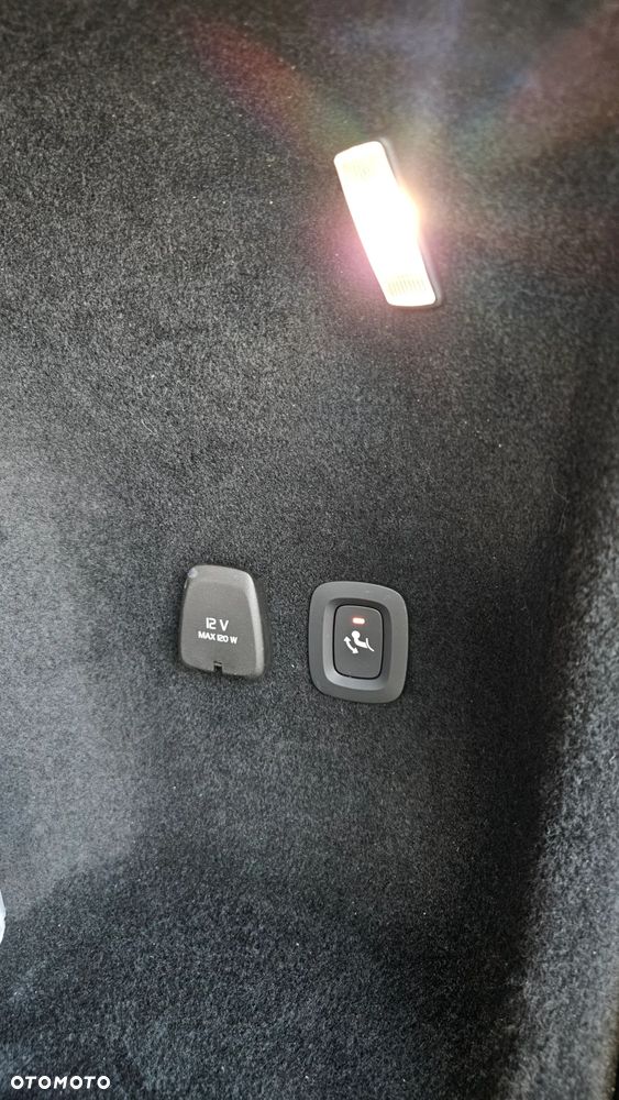 Volvo V60 B4 D Inscription - 21