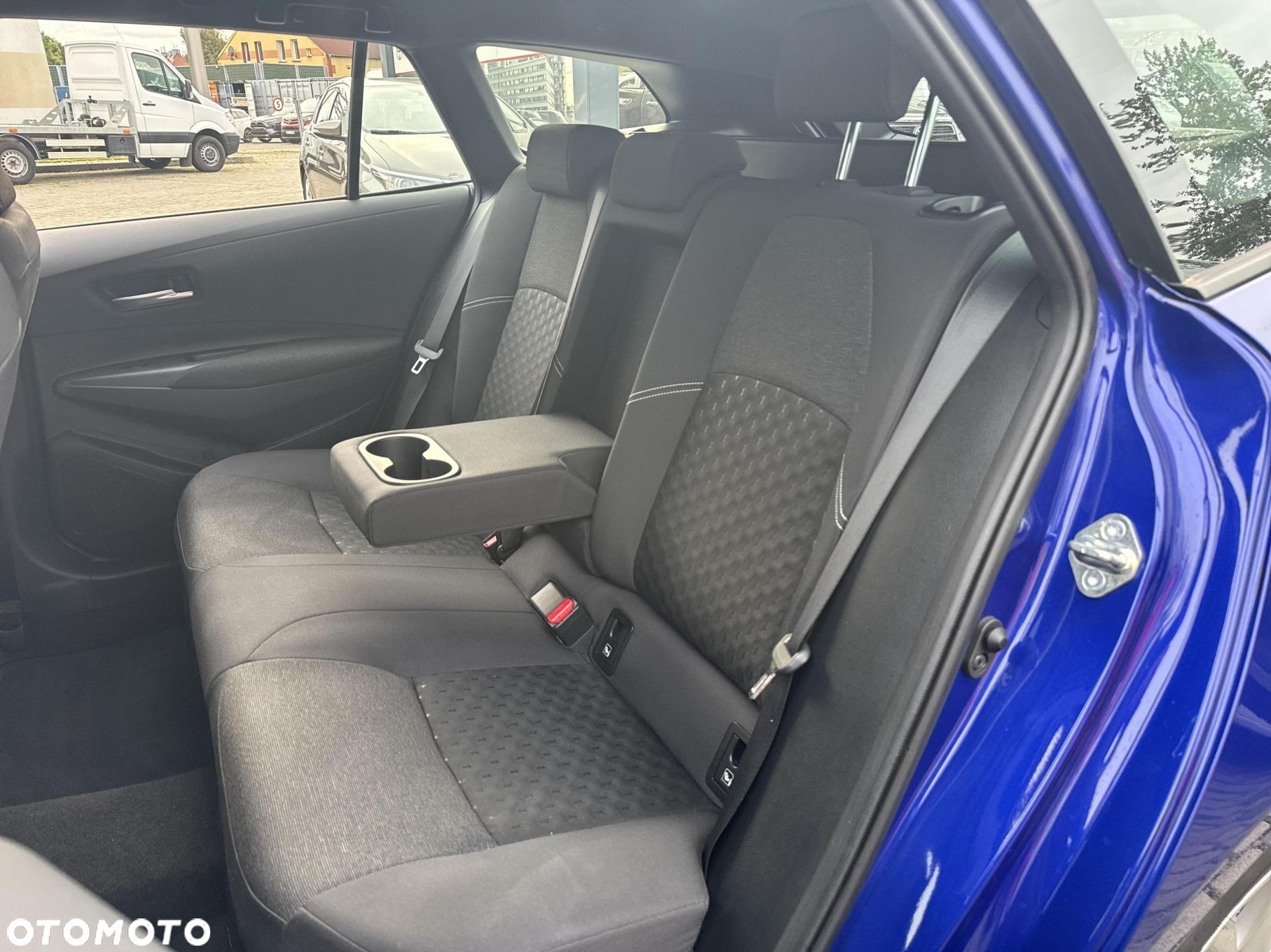 Toyota Corolla 1.8 Hybrid Comfort - 25