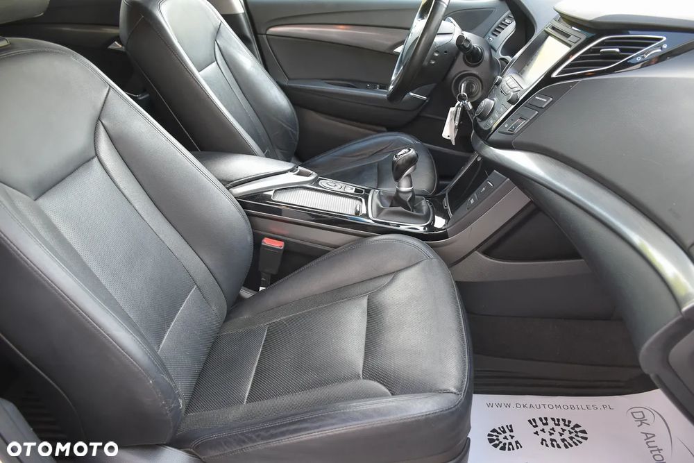 Hyundai i40 Kombi 1.7 CRDi Premium - 26