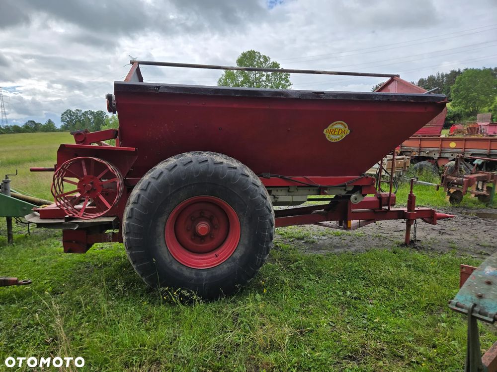 Bredal B-6 Rozsiewacz Wapna 6000kg - 5