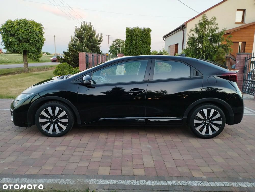 Honda Civic 1.4 i-VTEC Sport Black Edition - 3