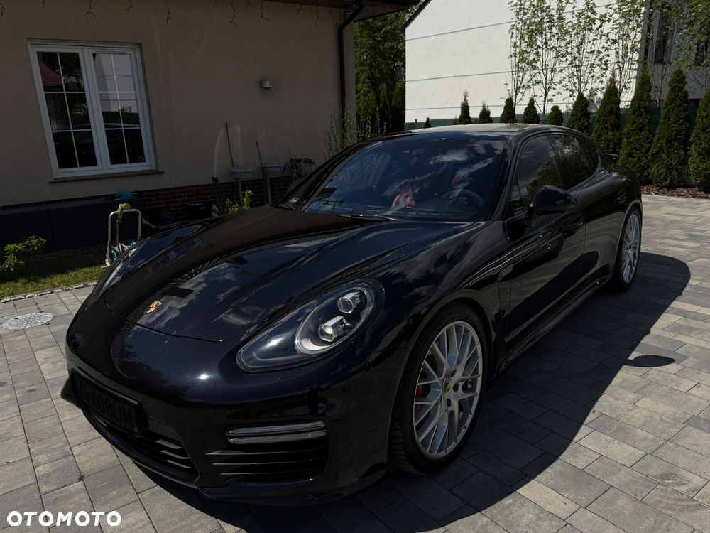 Porsche Panamera Turbo - 2