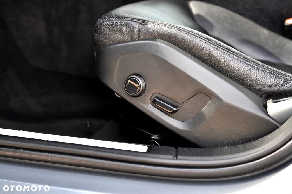 Volvo V60 B3 B Geartronic Momentum Pro - 16