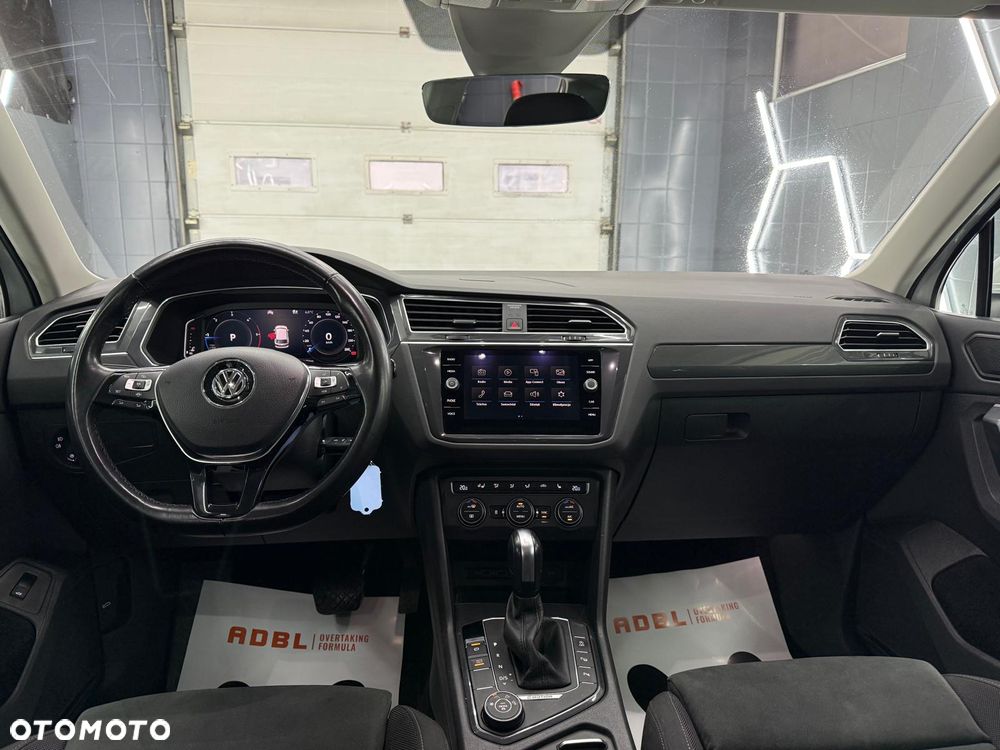 Volkswagen Tiguan 2.0 TDI SCR 4MOTION DSG Highline - 16