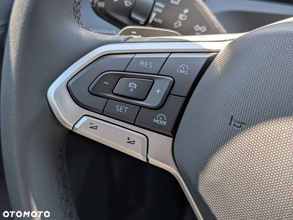 Volkswagen Tiguan 1.5 eTSI Life Plus DSG - 23