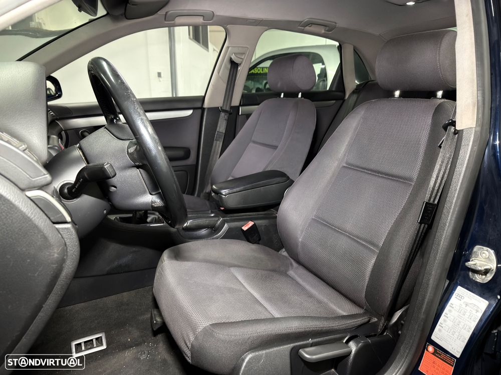 Audi A4 1.9 TDI m5 Sport - 9