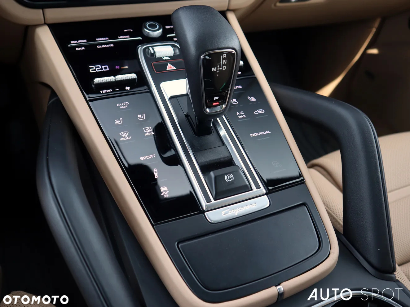 Porsche Cayenne Platinum Edition - 35