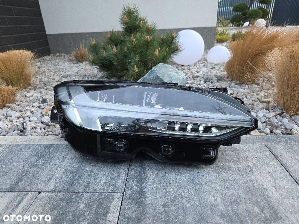 VOLVO S90 V90 II 2 LIFT Lampa prawa przód Full Led MID Led 32228683 - 1