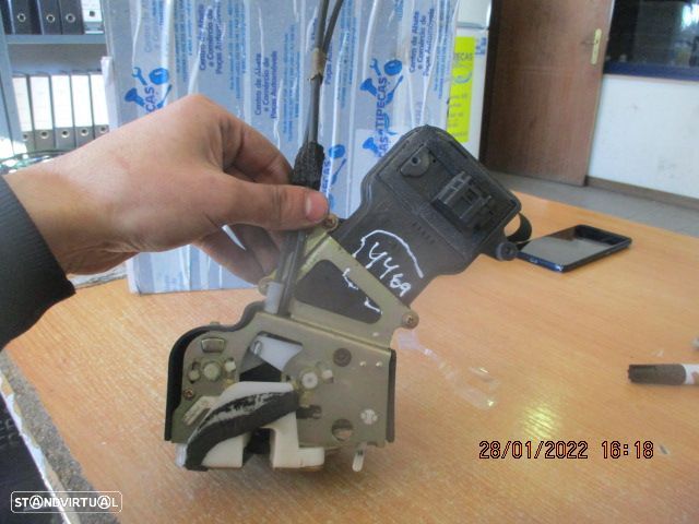 Fecho 3M71A264A27DG MAZDA 2 2005 TE 6 PINOS - 1