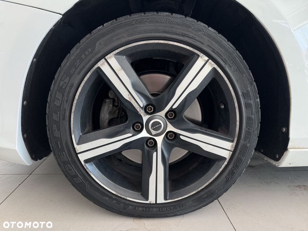 Volvo V40 T3 Drive-E R-Design Momentum - 25