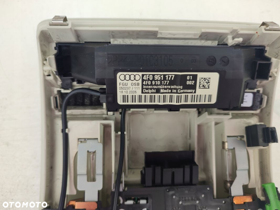 Lampka podsufitki AUDI A6 C6 4F0951177 EUROPA - 6