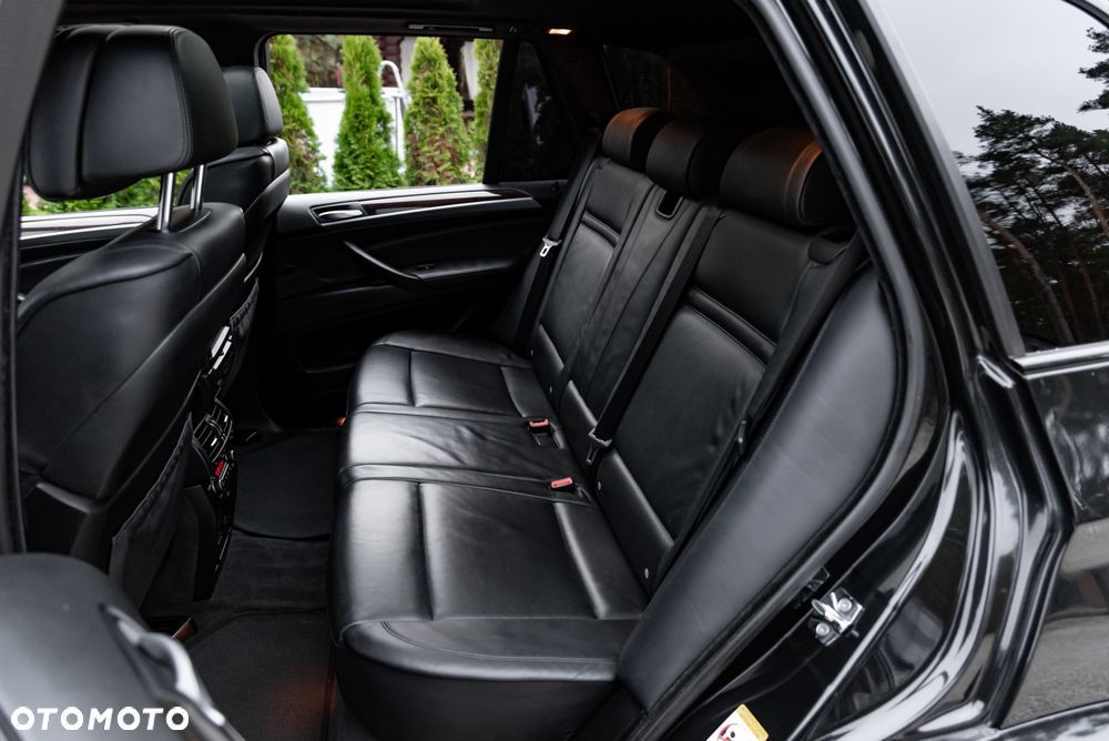 BMW X5 xDrive35d - 18