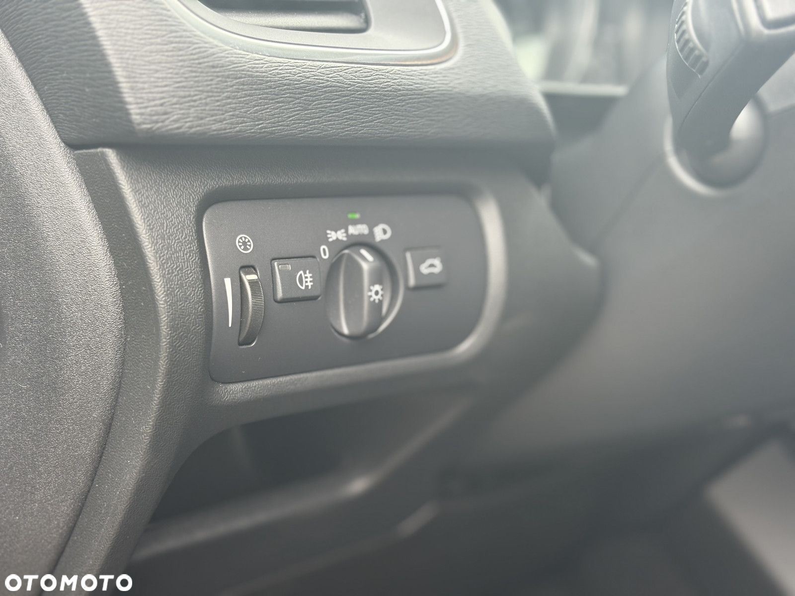 Volvo V40 - 33