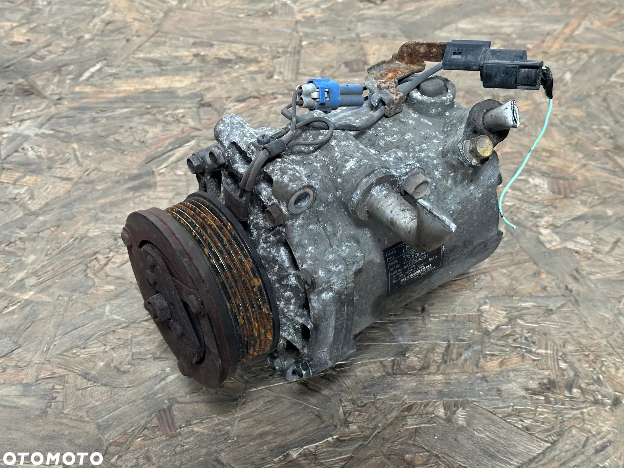 SPRĘŻARKA KLIMATYZACJI MITSUBISHI LANCER 1.8B 10' 7813A068 AKC200A221 - 1