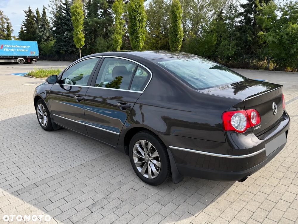 Volkswagen Passat 1.4 TSI Comfortline DSG - 5