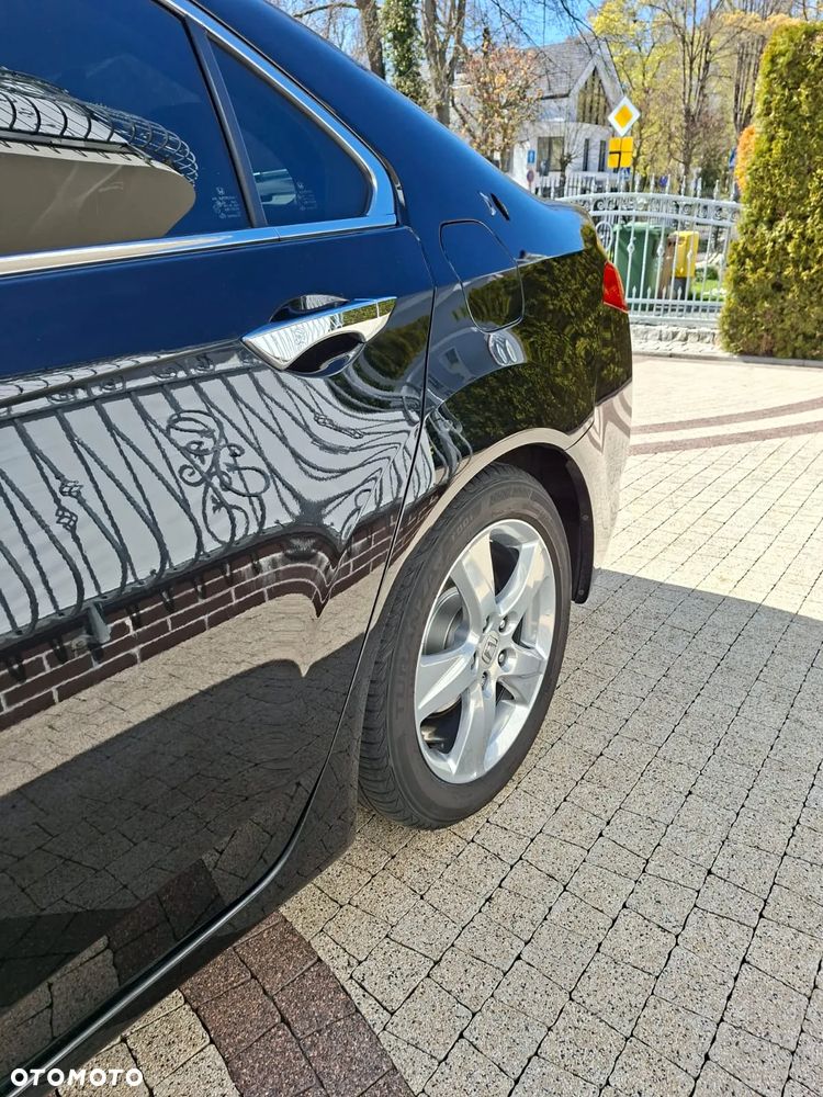Honda Accord 2.0 Executive - 26