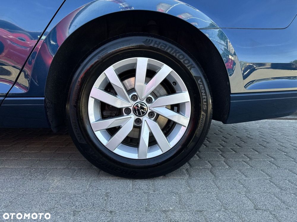 Volkswagen Passat Variant 2.0 TDI SCR Business DSG - 34