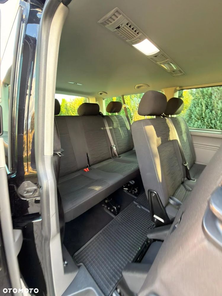 Volkswagen Caravelle 2.0 TDI L2 Comfortline DSG - 10