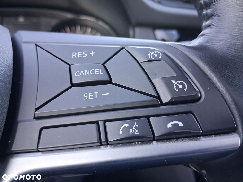 Nissan X-Trail 1.3 DIG-T Tekna 2WD DCT - 11