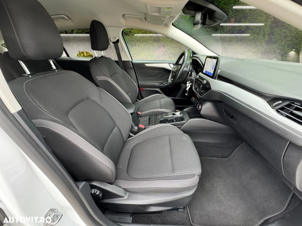 Ford Focus 2.0 EcoBlue Titanium Business - 9