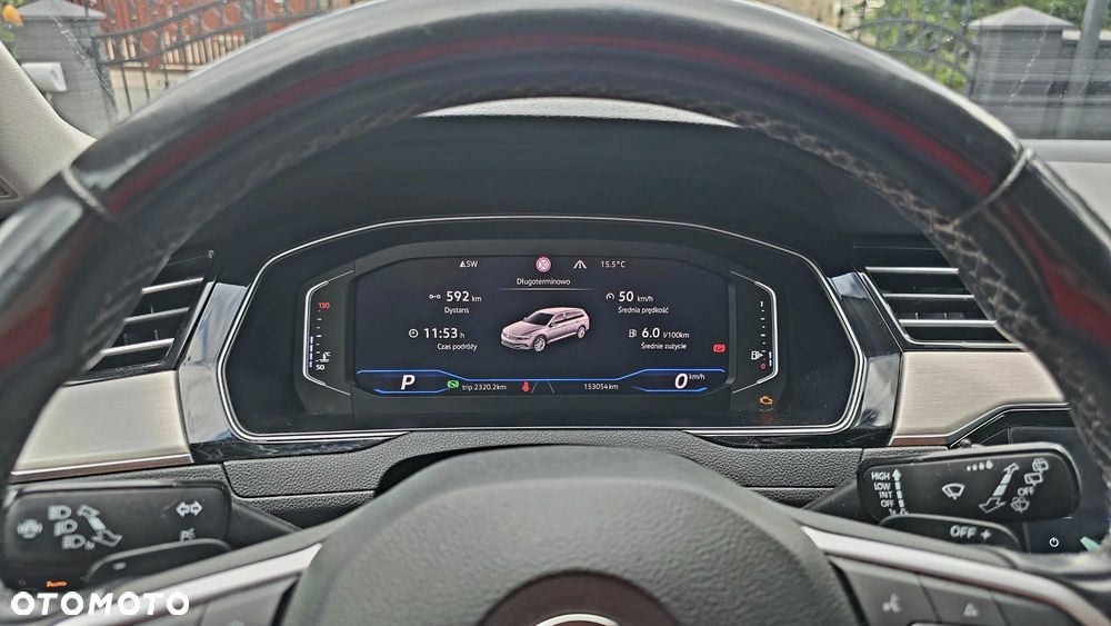 Volkswagen Passat 2.0 TDI Elegance DSG - 25