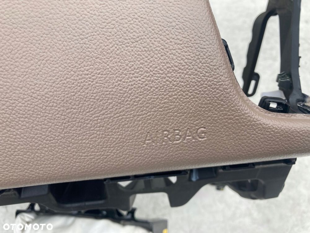 hyundai i20 ii kremowa deska kokpit konsola poduszki pasy - 8