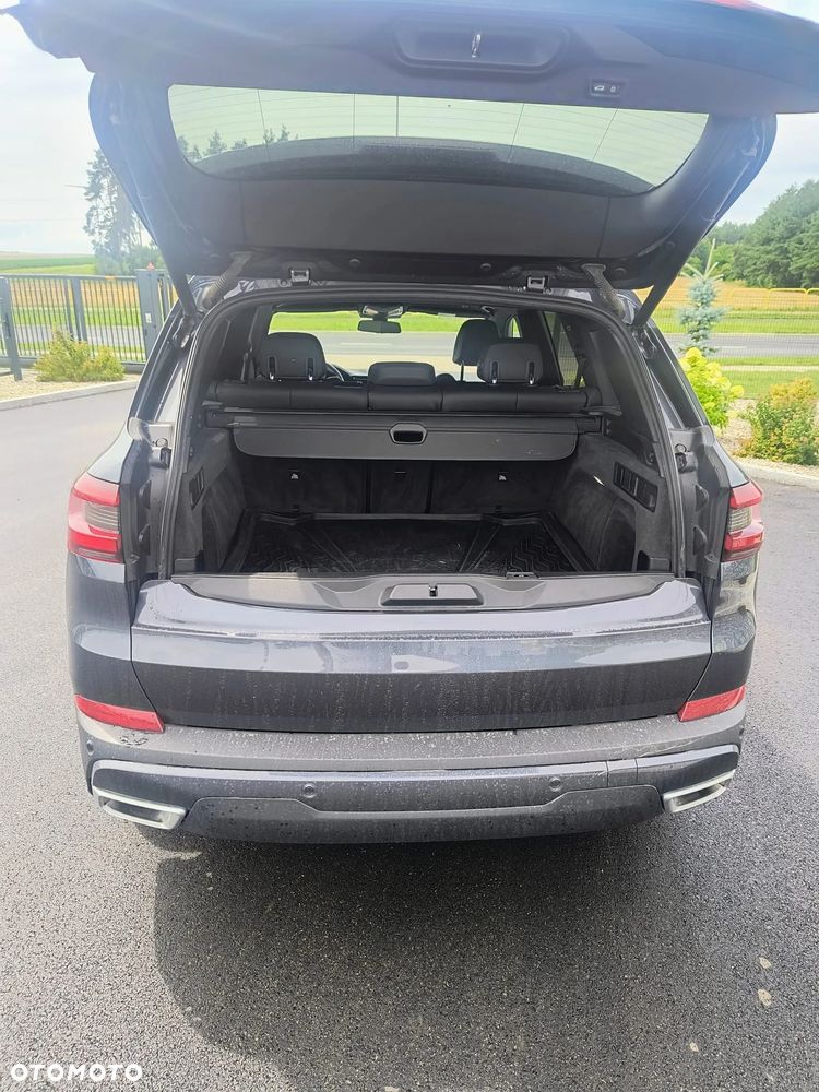 BMW X5 xDrive25d - 11