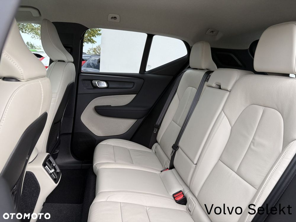 Volvo XC 40 - 12