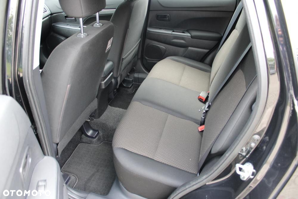 Mitsubishi ASX - 11